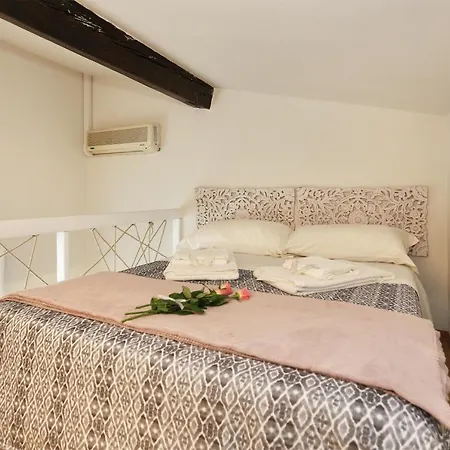 شقة Romantico Oltrarno - Sweet Dreams In