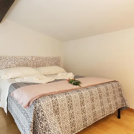 Romantico Oltrarno - Sweet Dreams In